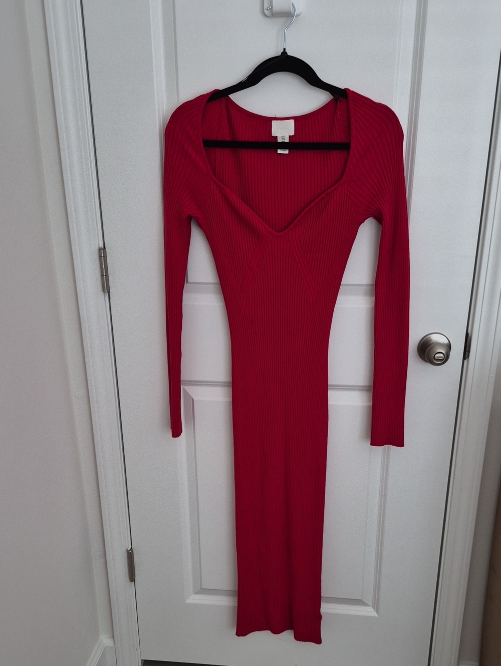 Women H&M Long-Sleeve Midi Sweater Dress in Red